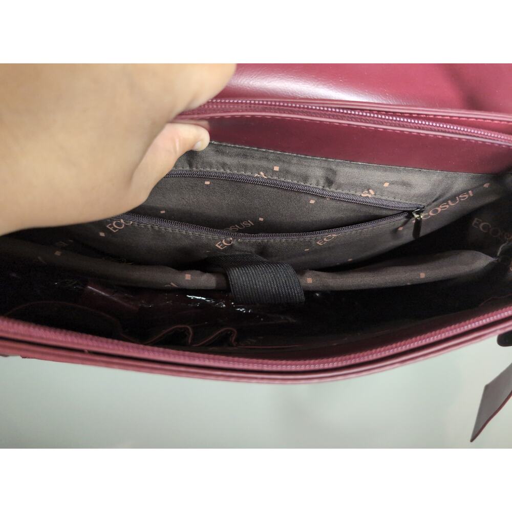 Ecosusi Burgundy wine red floral eyelet and bow laptop case - Picture 11 of 13